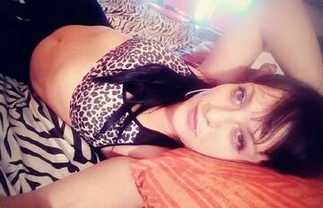 Public Photo of Eve_00