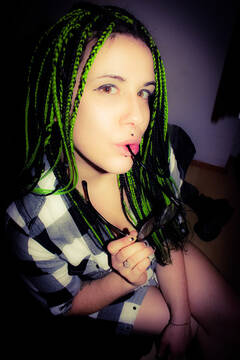 Public Photo of MISS_Pompa